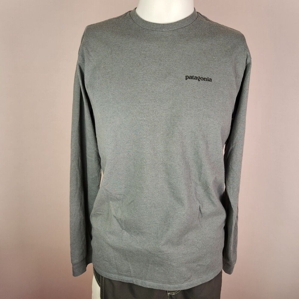 Patagonia Mens Small Shirt Long Sleeved Logo Responsibili Tee Gray